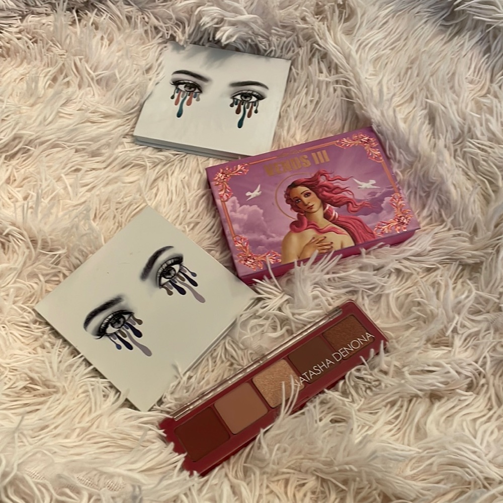 Eyeshadow bundle